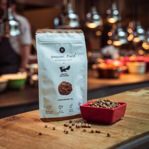 .pepper..field - Kampotský pepř červený lyofilizovaný - EXCLUSIVE doypack 20g